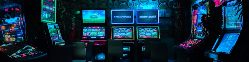 DOTA2国际邀请赛TI比赛现场选手激烈对战